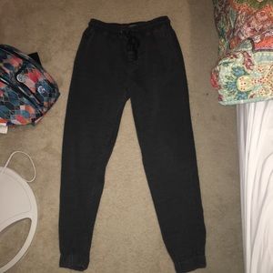 Tilly’s Men’s joggers/sweatpants